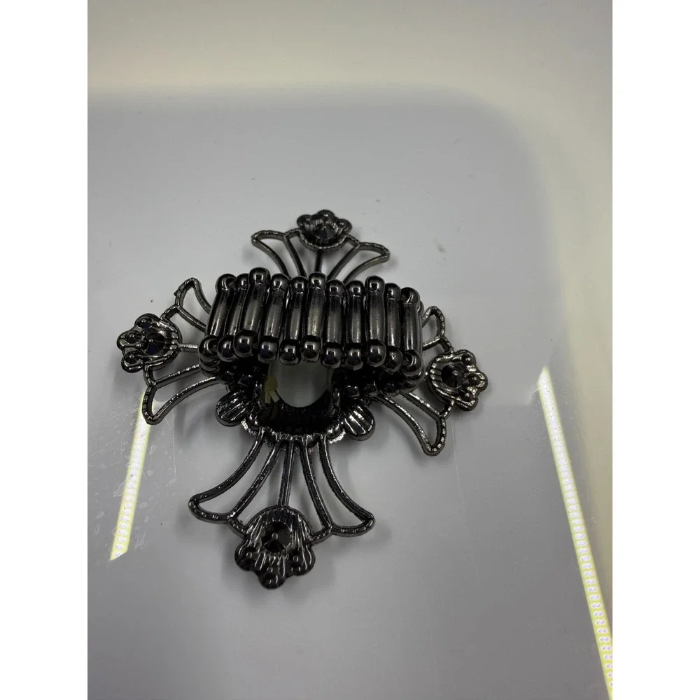 Vintage Black White Cameo 1990's Cross Stretch Ring Adjustable Statement - Picture 3 of 4